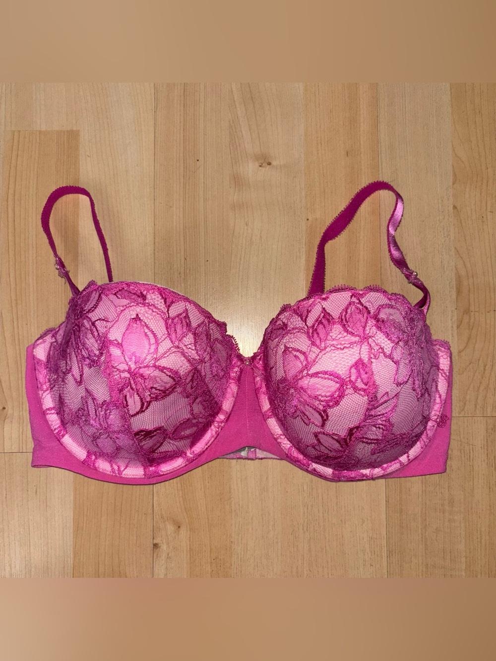 Victorias Secret Balconet Bra Size 36D Pink Lace